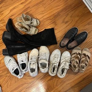Bundle of shoes